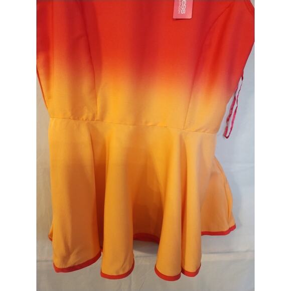 NWT Goddess London Peekaboo Back Ombre Fit & Flair Sleeveless Top Size XS - Picture 2 of 7